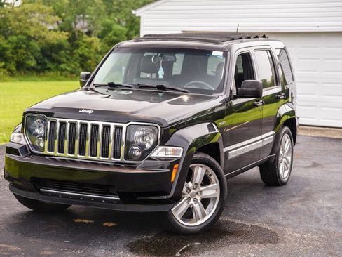 Used 2012 Jeep Liberty Limited Jet image 19