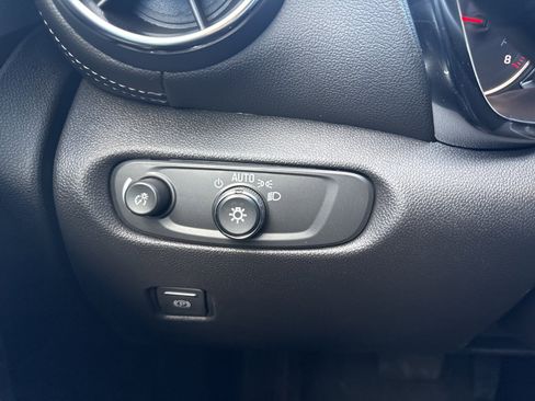 New 2026 Chevrolet Blazer LT image 33