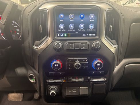 Used 2021 Chevrolet Silverado 1500 LT image 13