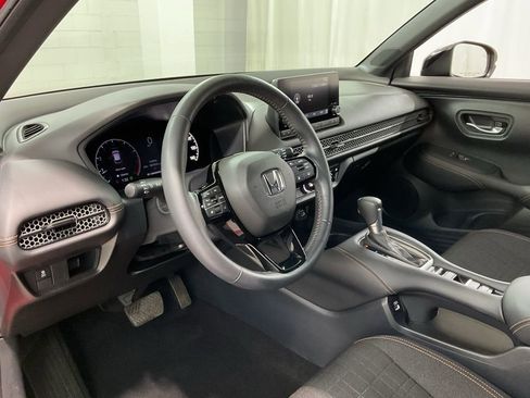 Used 2023 Honda HR-V Sport image 17