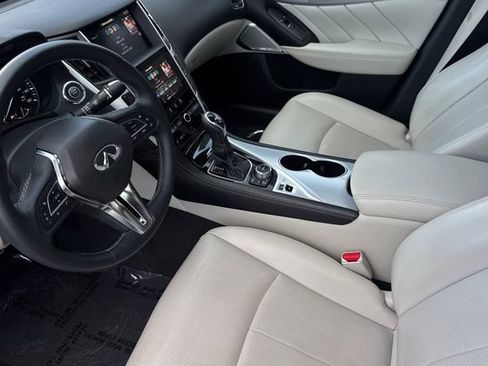 Used 2023 INFINITI Q50 Luxe w/ Cargo Package image 10