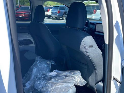 New 2026 Ford Maverick XLT w/ XLT Luxury Package FWD image 28