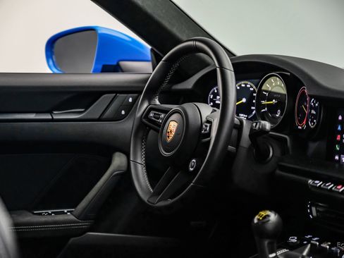 Used 2022 Porsche 911 GT3 image 59