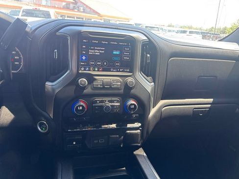 Used 2021 Chevrolet Silverado 1500 LT Trail Boss w/ Convenience Package II AWD/4WD image 29