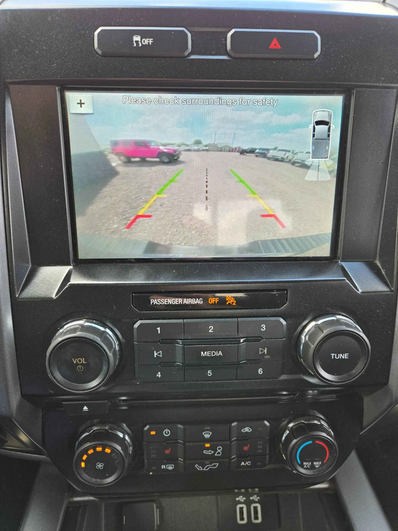 Used 2016 Ford F150 XLT w/ Equipment Group 302A Luxury RWD image 15