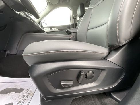 New 2026 Ford Explorer Active w/ Active Comfort Package image 12