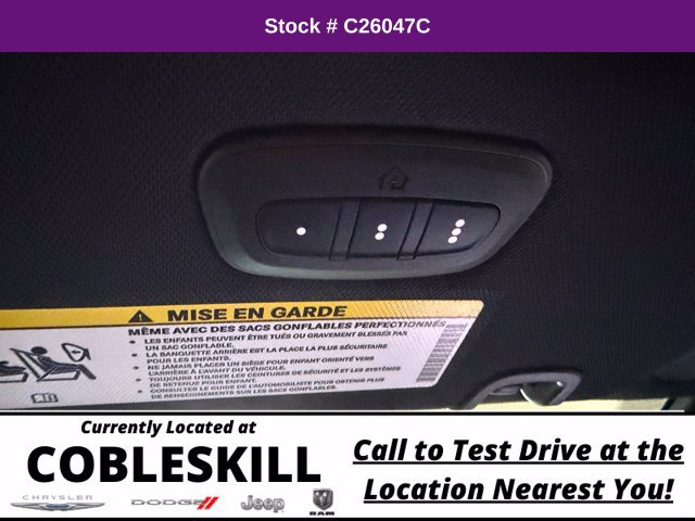 New 2026 Chrysler Pacifica Select FWD image 32