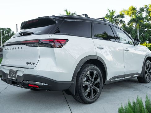New 2026 INFINITI QX60 Autograph w/ Dark Cargo Package AWD/4WD image 24