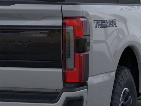 New 2026 Ford F250 Platinum w/ Tremor Off-Road Package AWD/4WD image 21