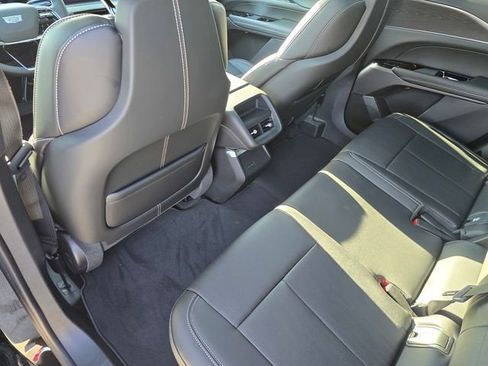 New 2026 Cadillac Lyriq Luxury image 13