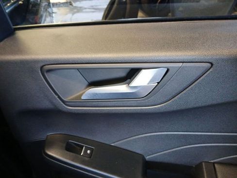 Certified 2022 Ford Escape Titanium w/ Class II Trailer Tow Package image 51