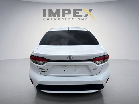Used 2022 Toyota Corolla LE FWD image 4