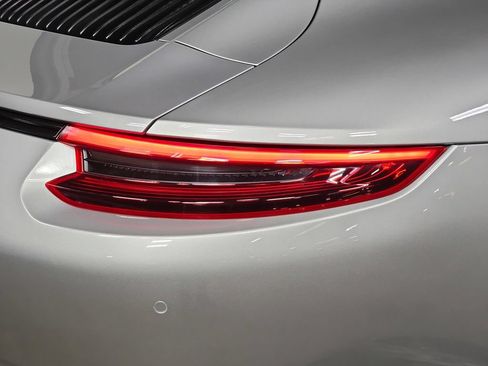 Used 2019 Porsche 911 Carrera GTS RWD image 30