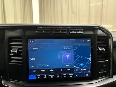 Used 2024 Ford F250 Lariat w/ Black Appearance Package image 38