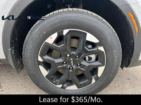New 2026 Kia Sorento S AWD/4WD image 11