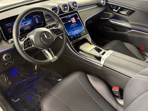 Used 2026 Mercedes-Benz CLE 300 4MATIC Coupe image 9
