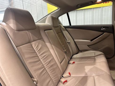 Used 2011 Nissan Altima 2.5 SL w/ 2.5SL Pkg FWD image 15