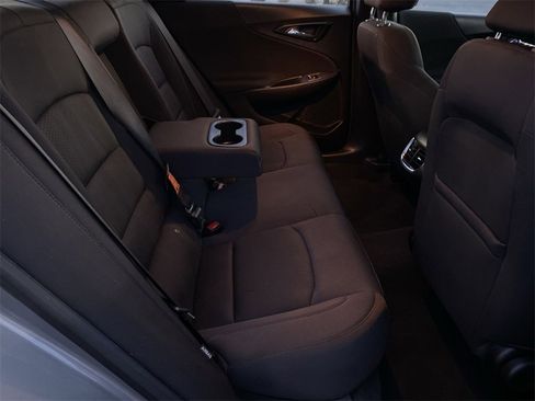 Used 2023 Chevrolet Malibu LT image 38