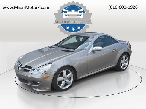 Used 2005 Mercedes-Benz SLK 350 image 7