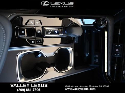 New 2026 Lexus NX 350 AWD image 9