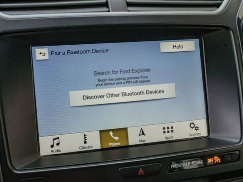 Used 2018 Ford Explorer XLT w/ Equipment Group 202A image 26