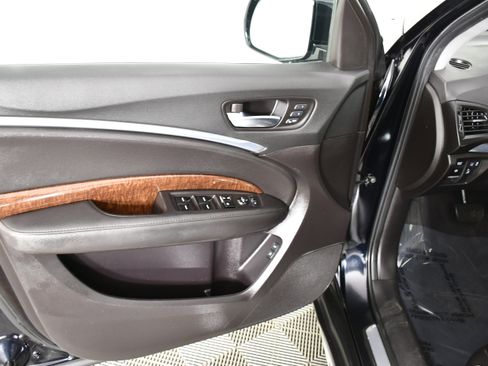 Used 2020 Acura MDX SH-AWD image 39