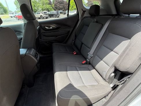 Used 2024 GMC Terrain SLE AWD/4WD image 10