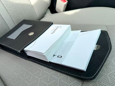 Certified 2023 Kia Sorento S w/ Panoramic Sunroof Package image 12