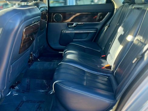 Used 2011 Jaguar XJ L image 19