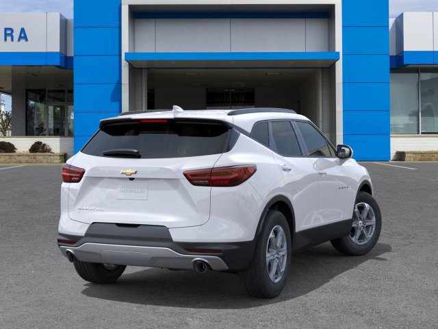 New 2026 Chevrolet Blazer LT w/ Convenience Package AWD/4WD image 4