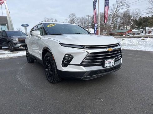 Used 2024 Chevrolet Blazer Premier w/ Driver Confidence II Package image 4