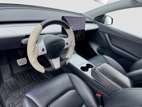 Used 2022 Tesla Model Y Performance AWD/4WD image 7