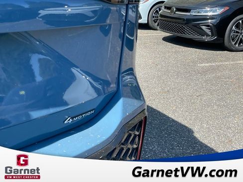 Certified 2025 Volkswagen Tiguan SEL R-Line AWD/4WD image 34