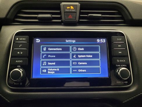 Used 2024 Nissan Versa S w/ Trunk Package image 25