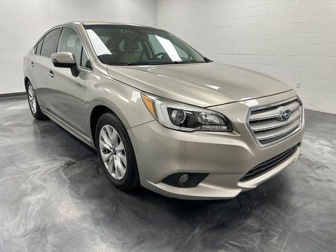 Used 2017 Subaru Legacy 2.5i Premium AWD/4WD image 4