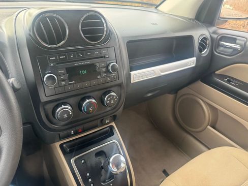 Used 2015 Jeep Compass Sport w/ Power Value Group image 27