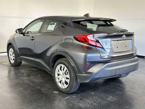 Used 2021 Toyota C-HR LE image 9