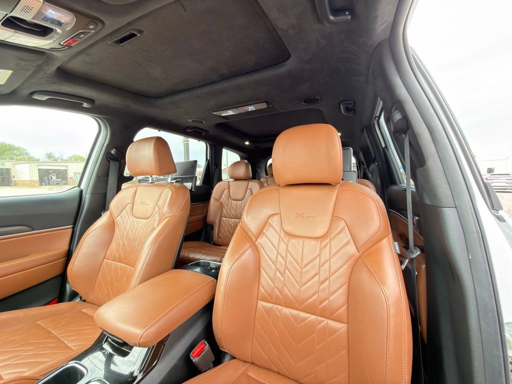 Used 2023 Kia Telluride SX Prestige X-Pro AWD/4WD image 11