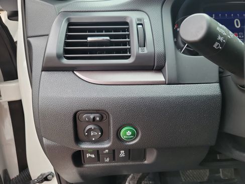 Used 2025 Honda Passport EX-L image 20