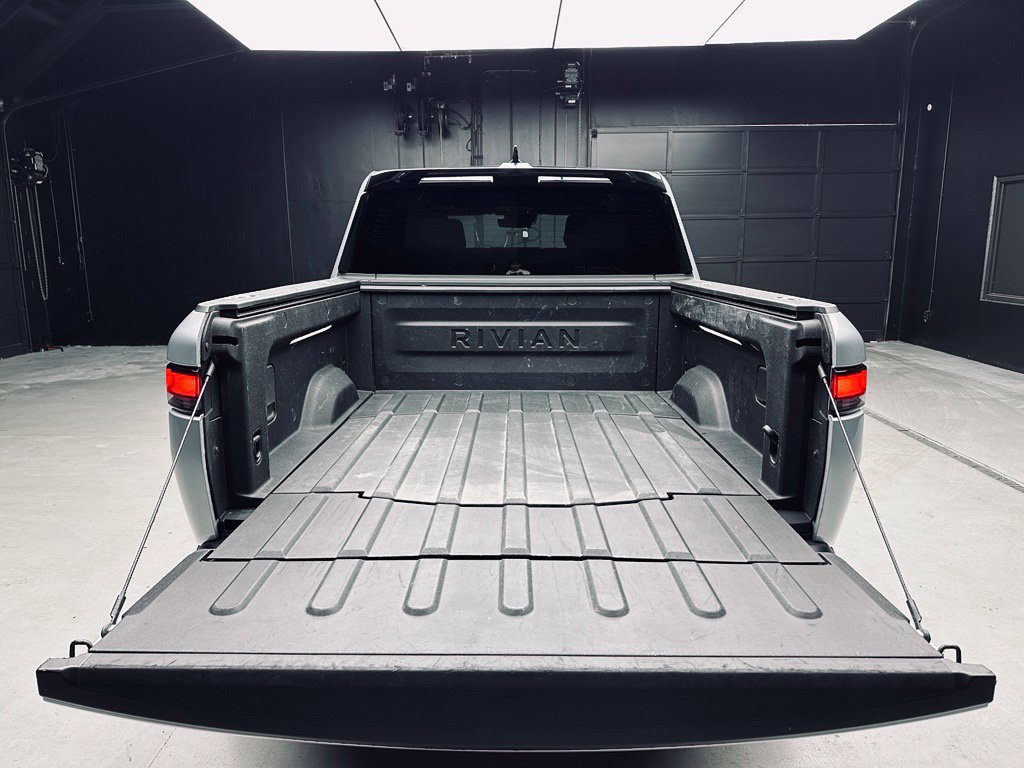 Used 2022 Rivian R1T Adventure AWD/4WD image 36