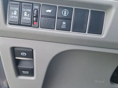 Used 2023 Honda Odyssey EX-L image 11