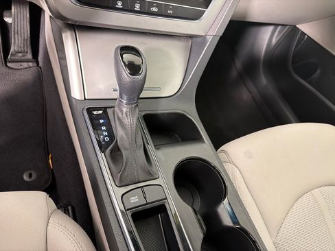 Used 2015 Hyundai Sonata SE FWD image 17
