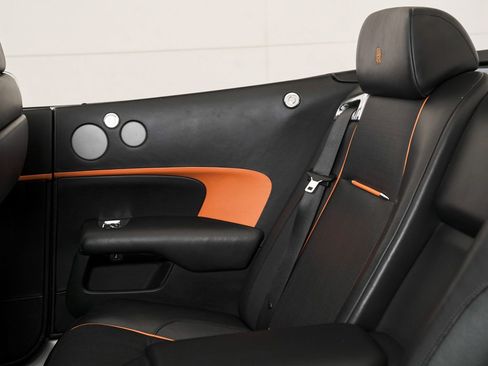 Used 2020 Rolls-Royce Dawn image 51