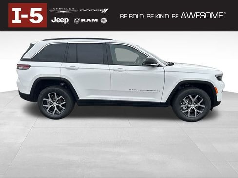 New 2025 Jeep Grand Cherokee Limited w/ Luxury Tech Group II image 2