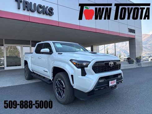 Certified 2025 Toyota Tacoma 4x4 Double Cab Hybrid image 1