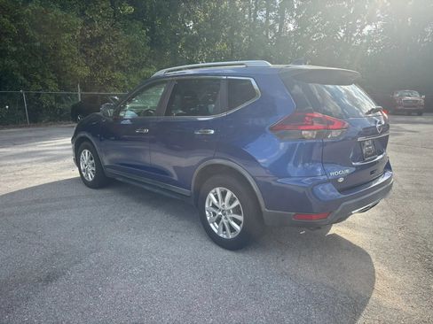 Used 2018 Nissan Rogue SV FWD image 8
