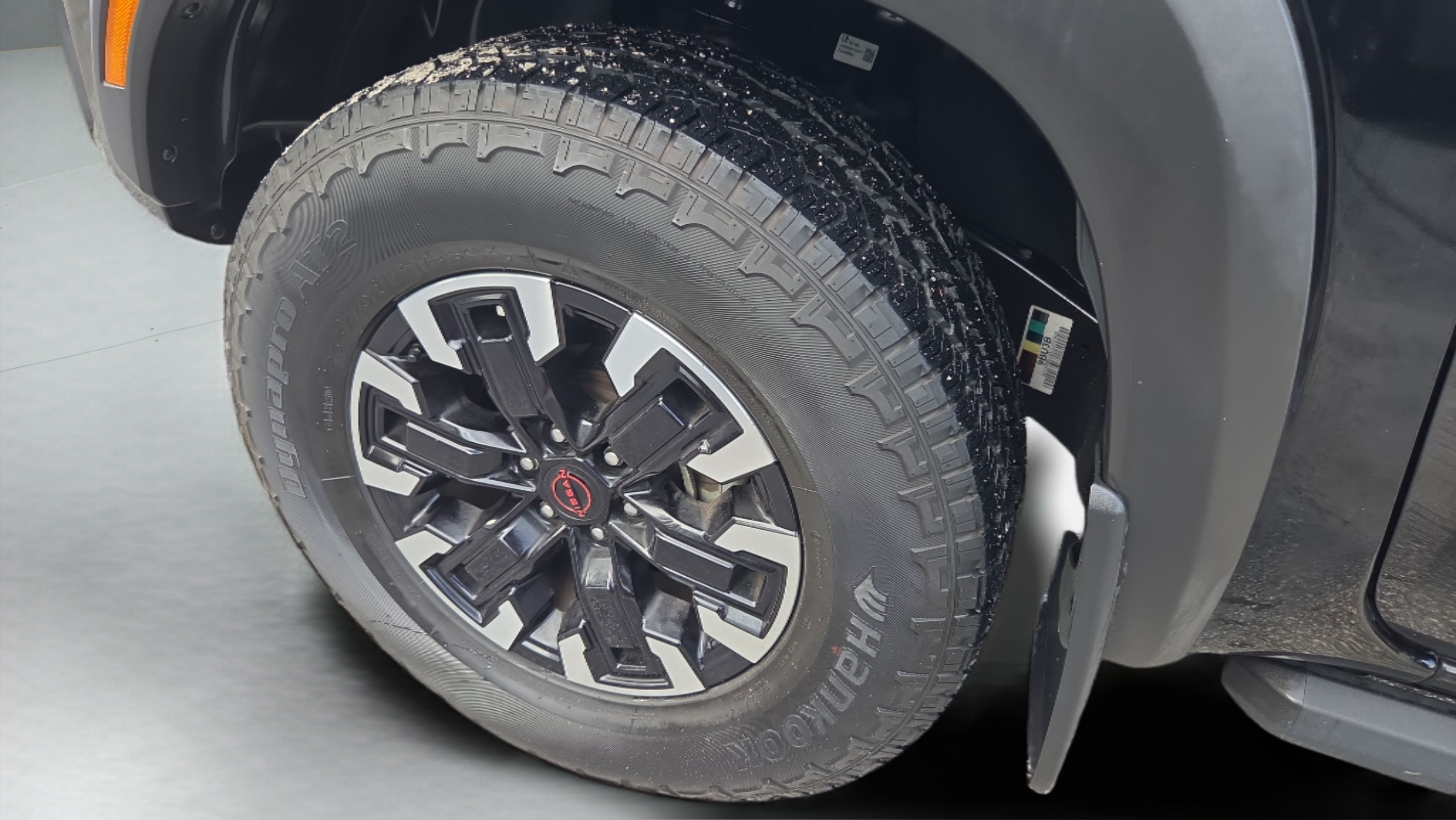 Certified 2023 Nissan Frontier PRO-4X w/ Pro Convenience Package AWD/4WD image 28