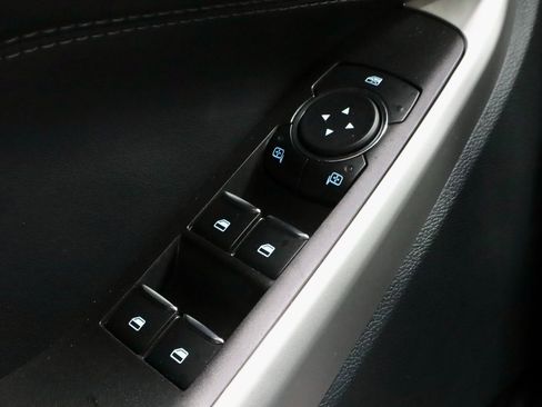 Certified 2023 Ford Explorer XLT image 26