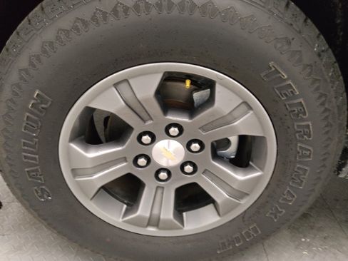 Used 2018 Chevrolet Tahoe LS RWD image 31