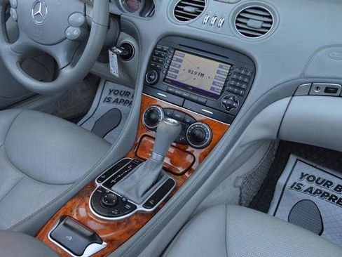 Used 2005 Mercedes-Benz SL 500 image 22